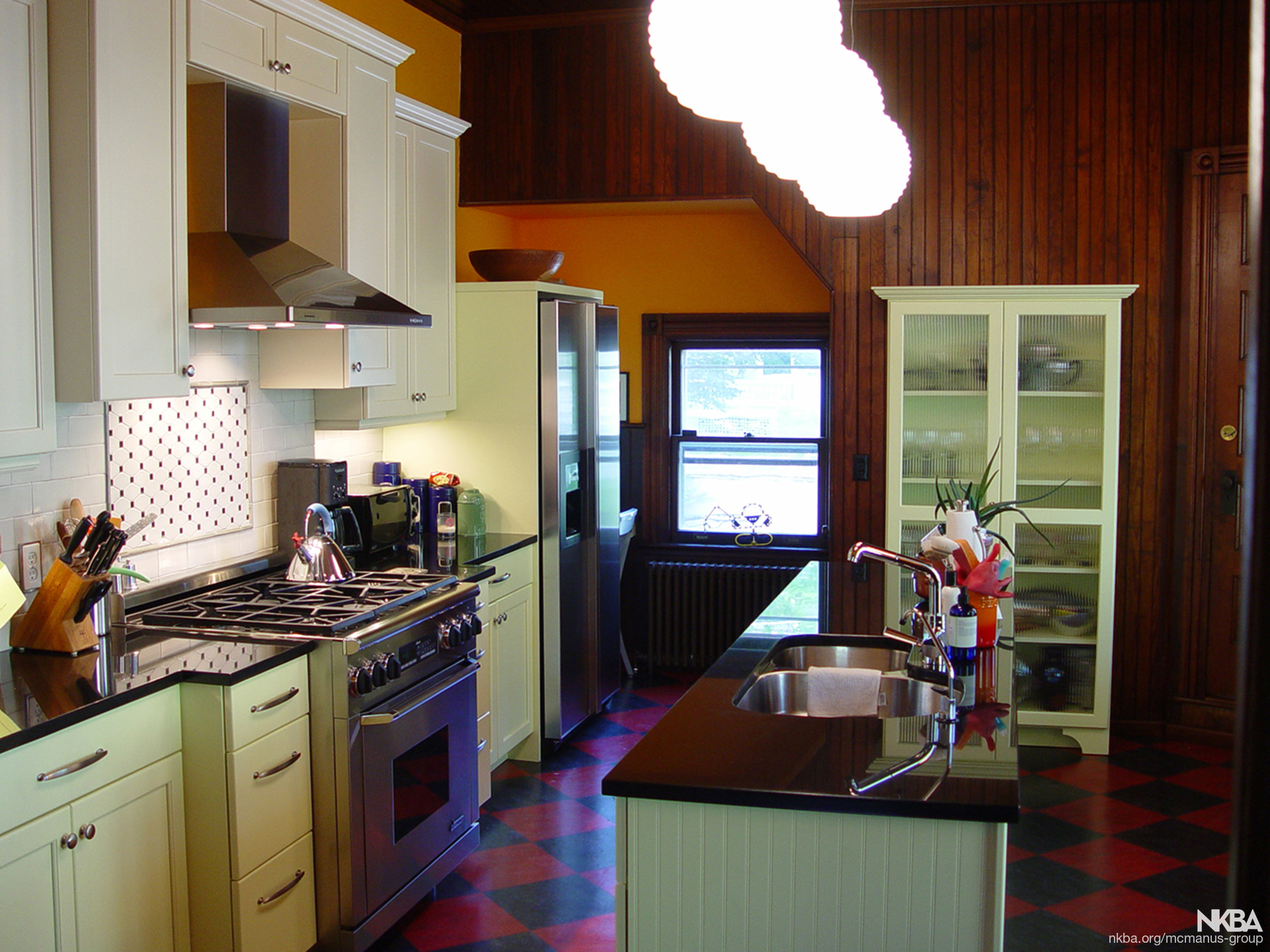 Modern Colors for Historic Victorian House - NKBA