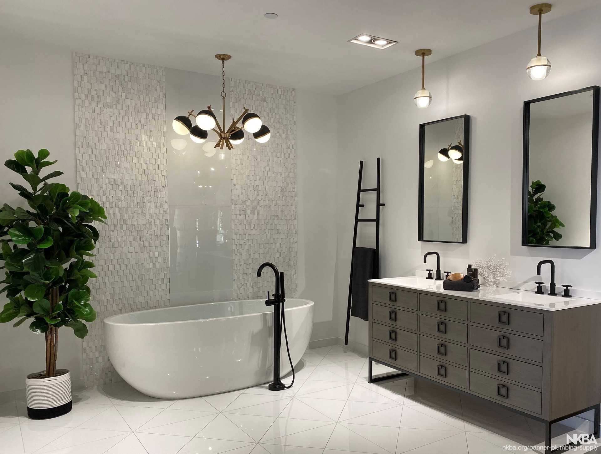 Black and White Suite - NKBA